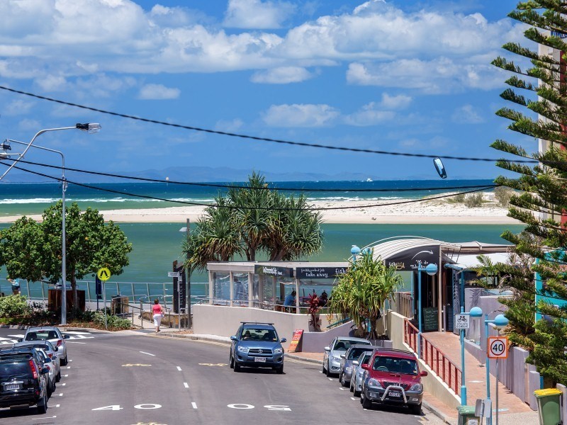 Unit 203 ‘Ocean Views Resort’ 115 Bulcock Street, Caloundra QLD 4551
