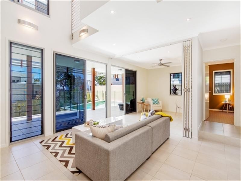 17 Dicky Beach Close, Dicky Beach QLD 4551
