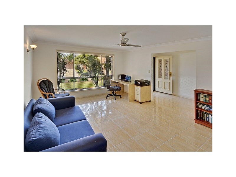 11 Scartree Street, Pelican Waters QLD 4551