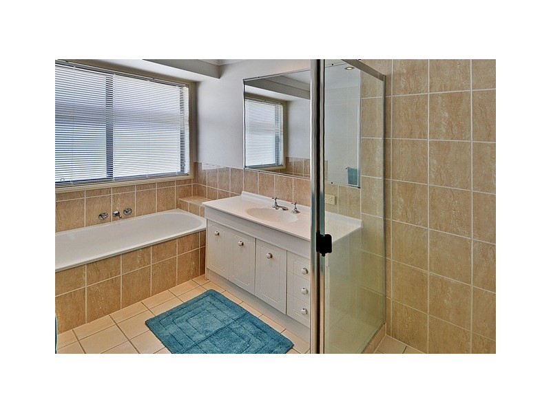 11 Scartree Street, Pelican Waters QLD 4551