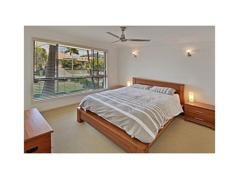 11 Scartree Street, Pelican Waters QLD 4551