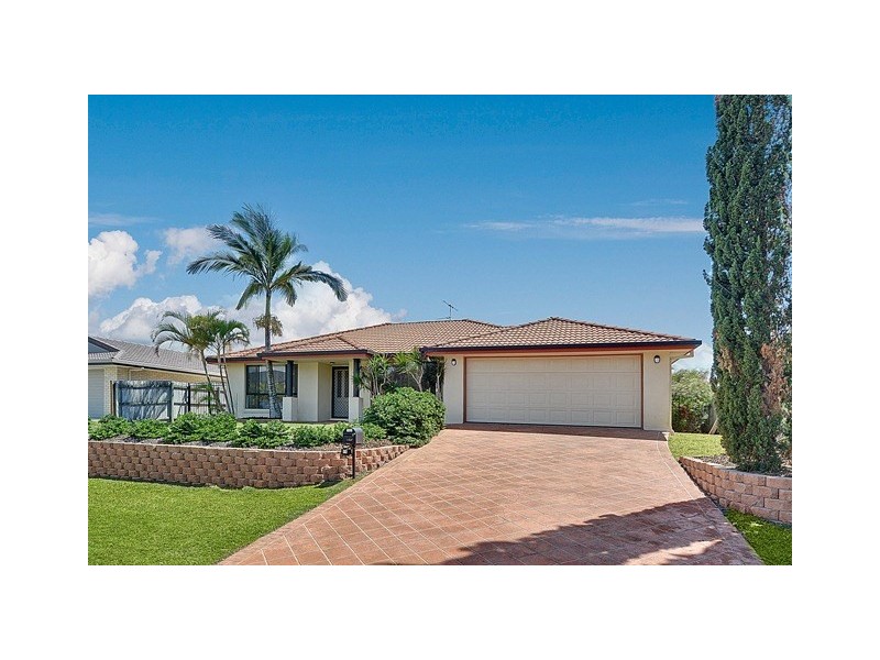 11 Scartree Street, Pelican Waters QLD 4551