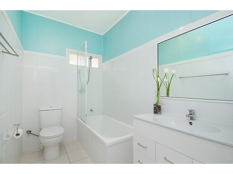 21 Coronation Avenue, Golden Beach QLD 4551