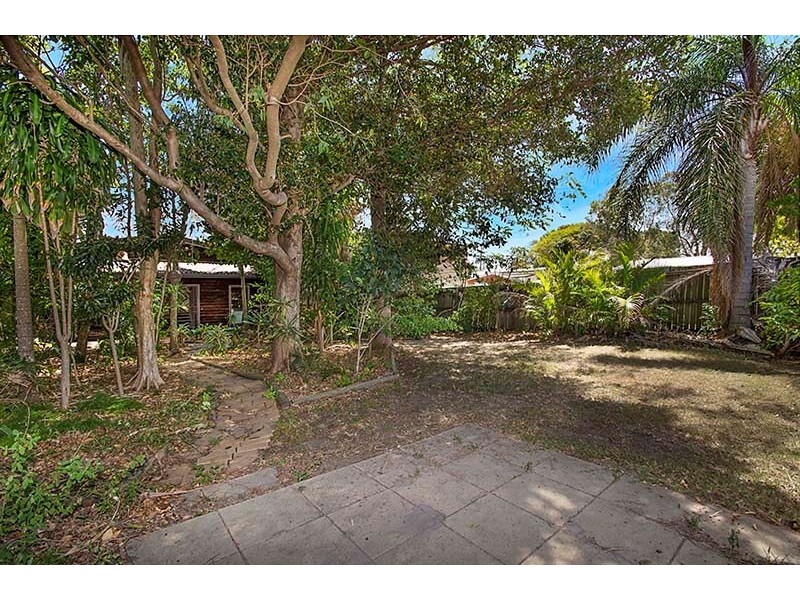 21 Coronation Avenue, Golden Beach QLD 4551