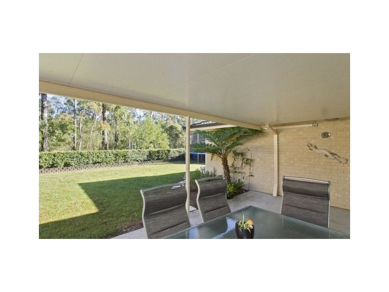 5 Firth Court, Landsborough QLD 4550