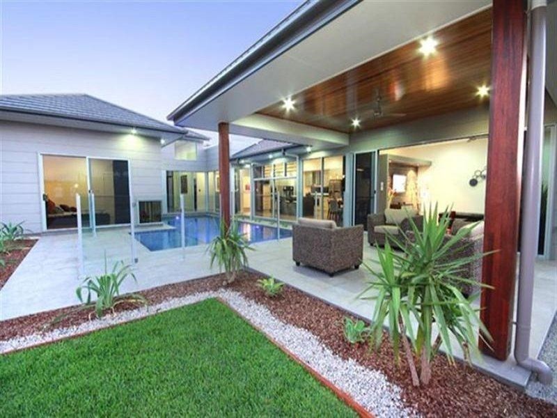 46 Whitehaven Way, Pelican Waters QLD 4551
