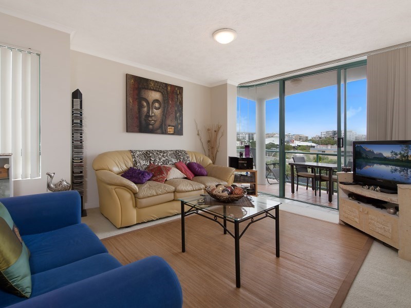 Unit 6 ‘Fair Havens’ 62 Edmund Street, Kings Beach QLD 4551