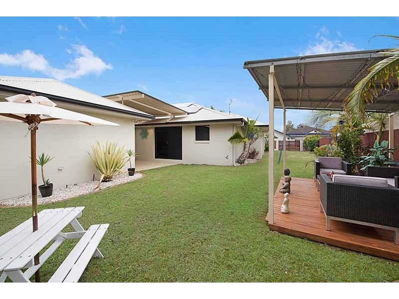 11 Endeavour Crescent, Pelican Waters QLD 4551