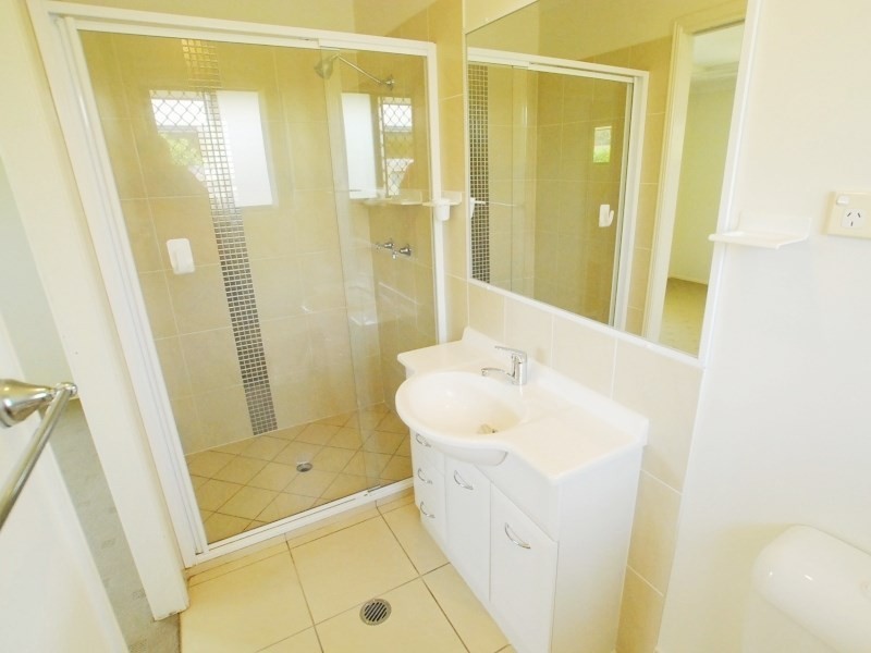 5 Cougal Circuit, Caloundra West QLD 4551