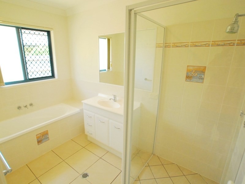 5 Cougal Circuit, Caloundra West QLD 4551
