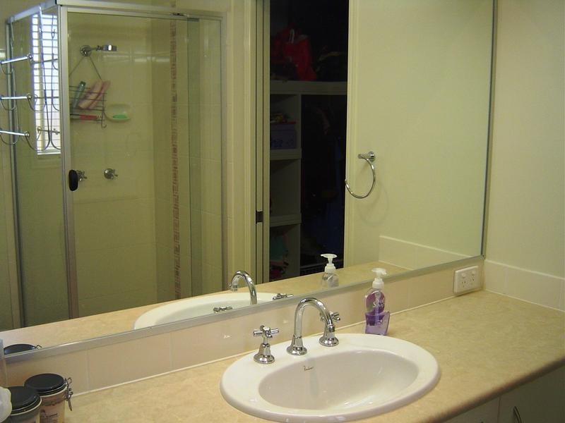 11 Barrine Crescent, Caloundra West QLD 4551