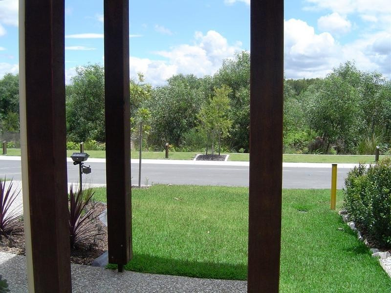 11 Barrine Crescent, Caloundra West QLD 4551