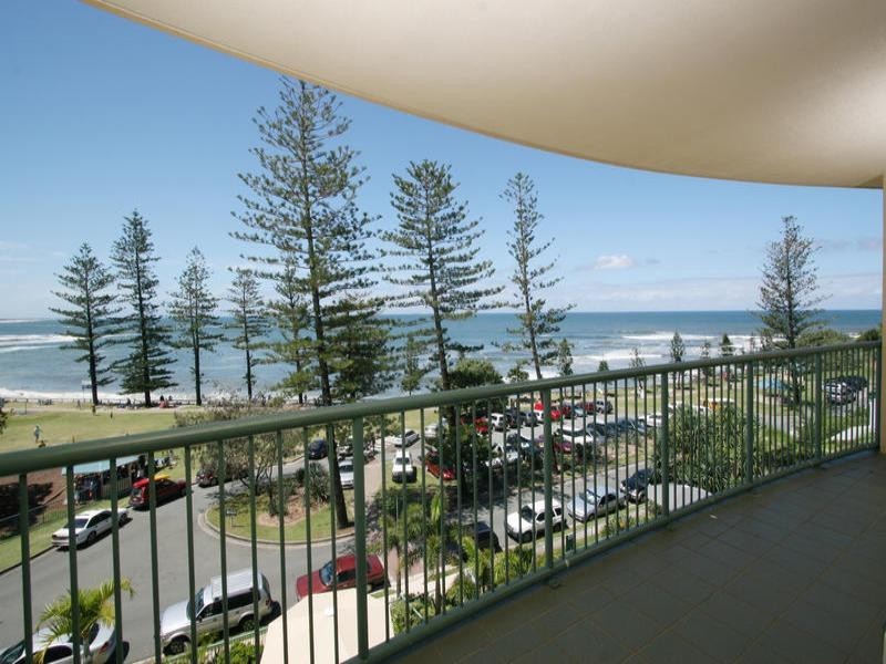38 Norfolks, 32 Queen of Colonies Parade, Moffat Beach QLD 4551