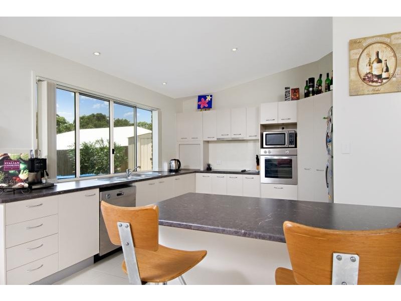 16 The Dales Crescent, Little Mountain QLD 4551