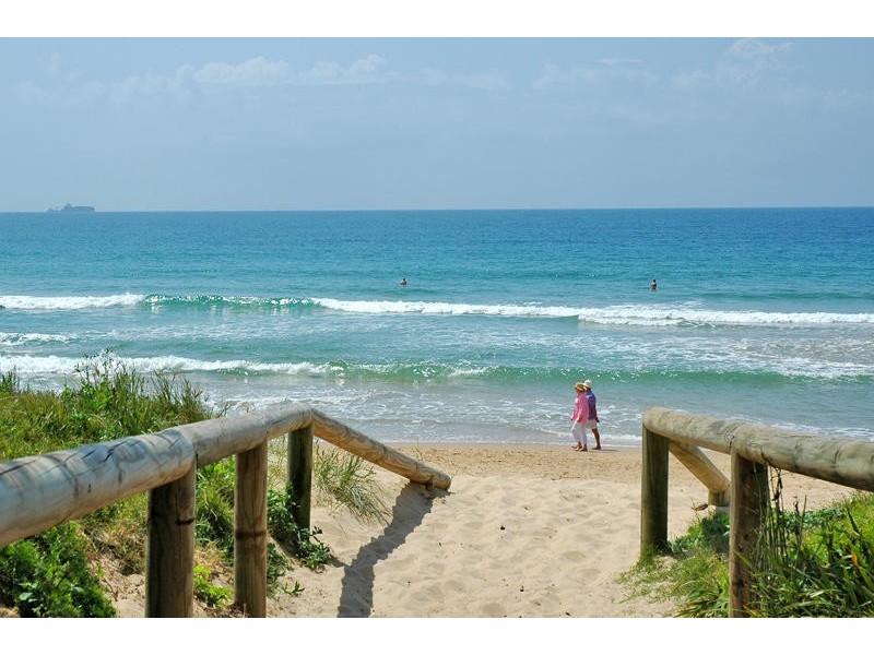 2 Robe Street, Currimundi QLD 4551