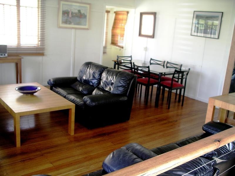 12 Latona Avenue, Caloundra QLD 4551