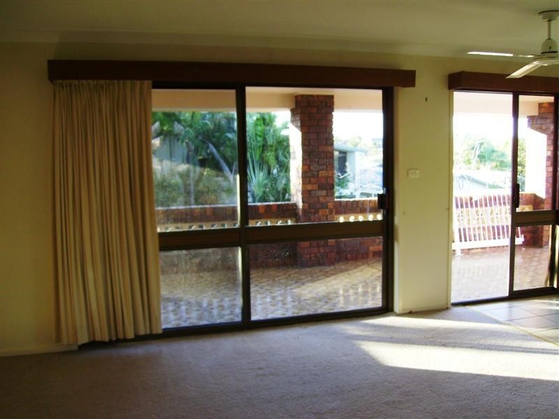 Battery Hill QLD 4551