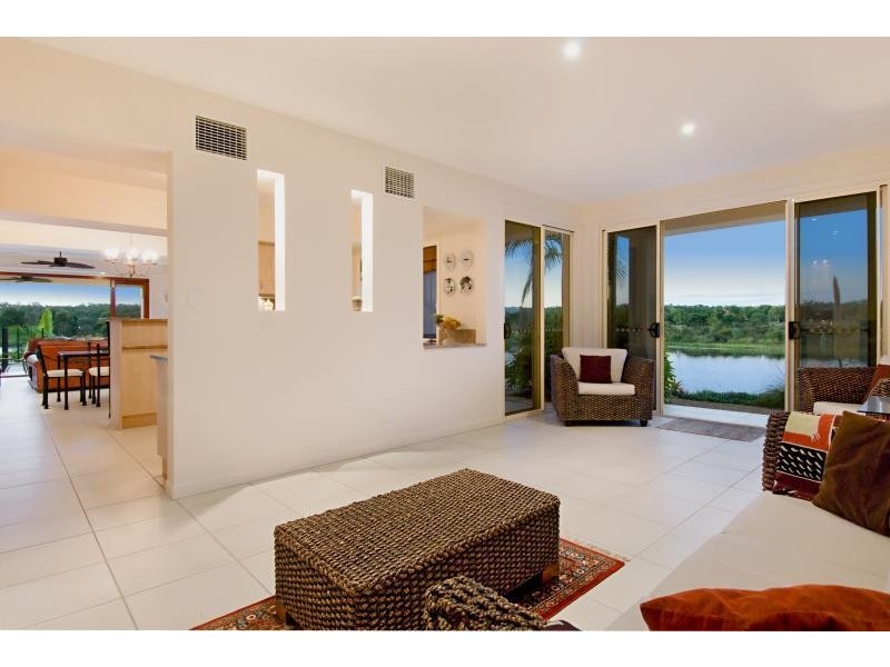 18 Millennium Circuit, Pelican Waters QLD 4551