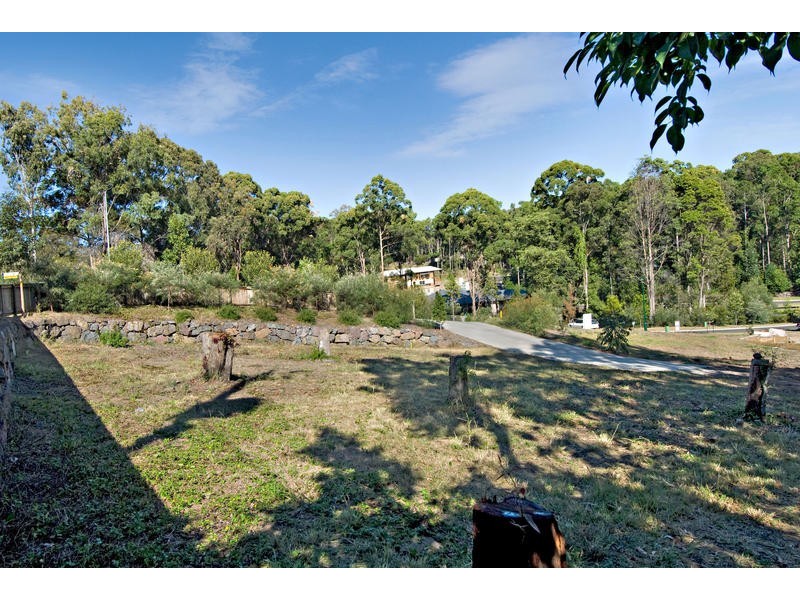 2 Wattlefield Road, Little Mountain QLD 4551