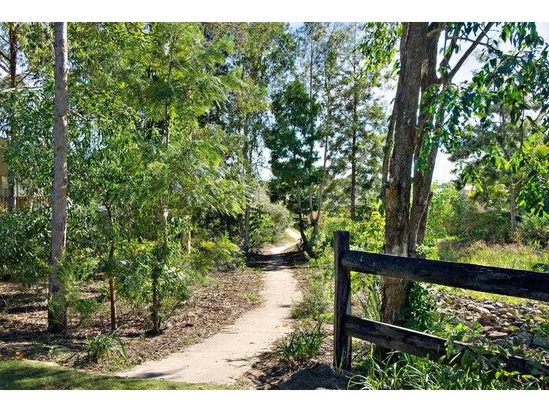 2 Wattlefield Road, Little Mountain QLD 4551
