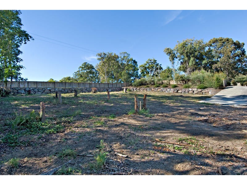 2 Wattlefield Road, Little Mountain QLD 4551