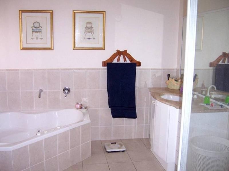 3 Ridgewood Road, Little Mountain QLD 4551