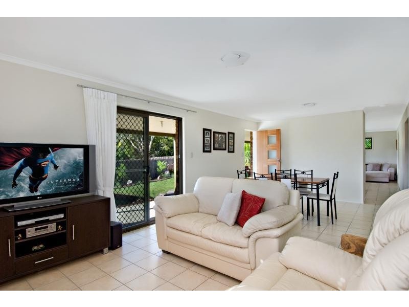 10 Aruma Place, Currimundi QLD 4551