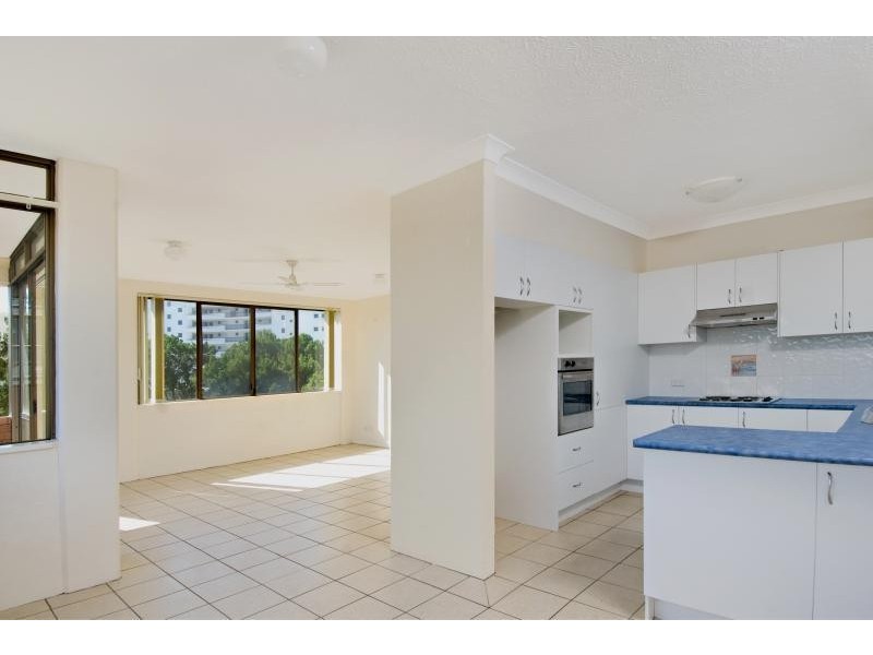 5/73 Alron Lodge, Landsborough Parade, Golden Beach QLD 4551
