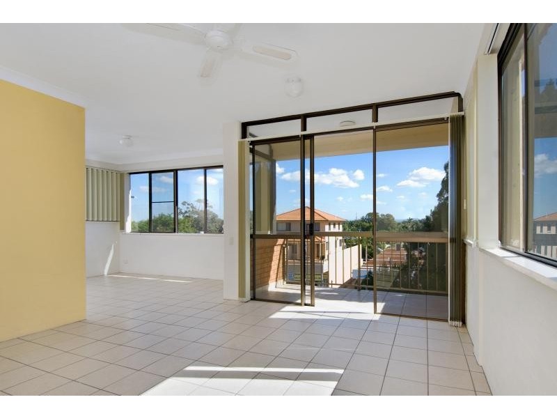 5/73 Alron Lodge, Landsborough Parade, Golden Beach QLD 4551