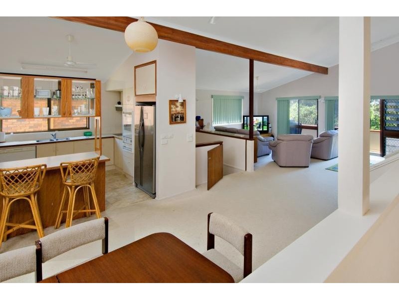 110 Esplanade, Golden Beach QLD 4551