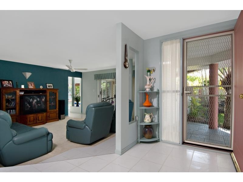 5 Grace Court, Pelican Waters QLD 4551