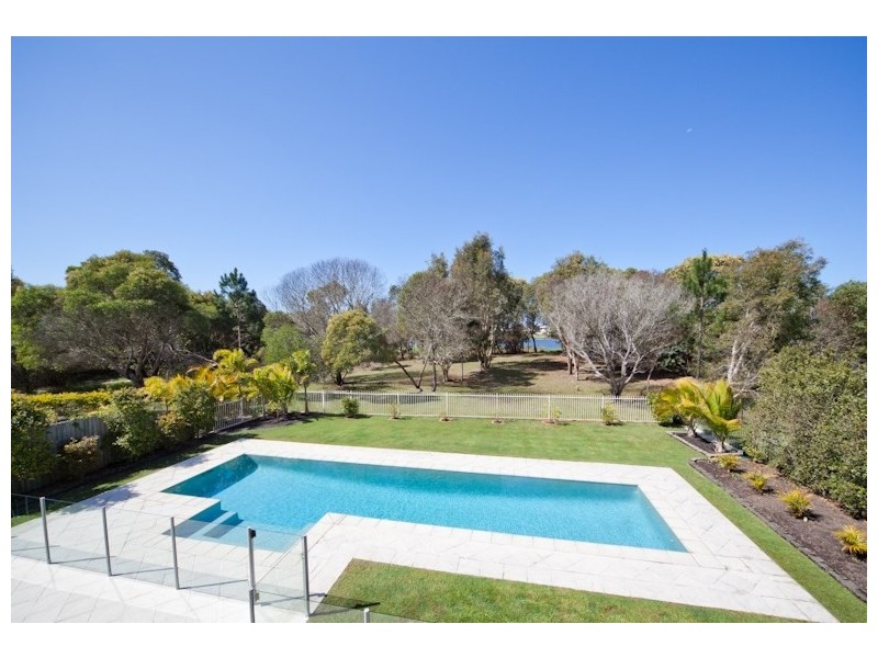 7 Edlundh Court, Pelican Waters QLD 4551