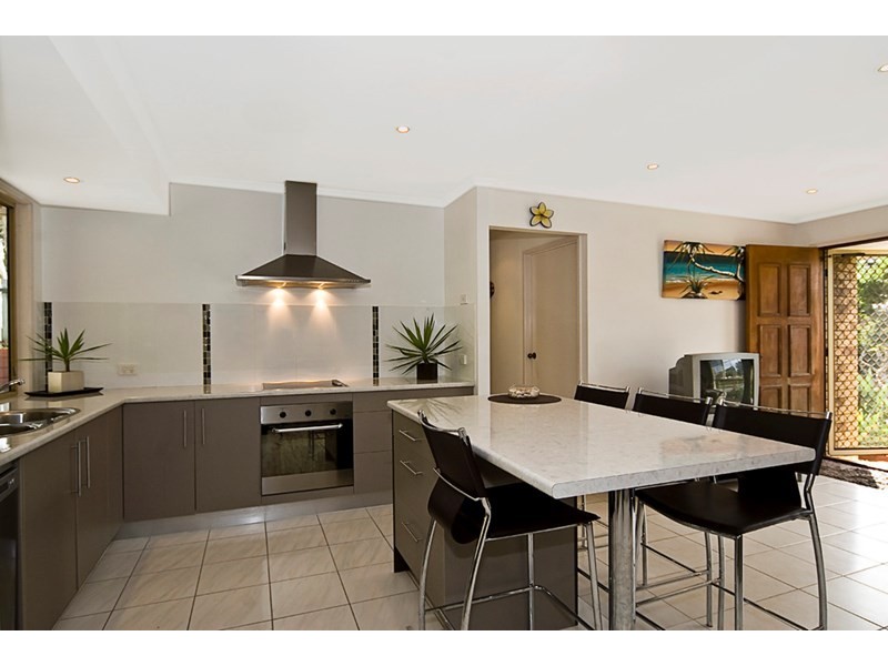 10 Heron Drive, Aroona QLD 4551