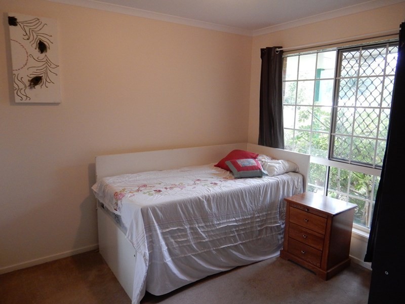 2 Stradbroke Drive, Little Mountain QLD 4551