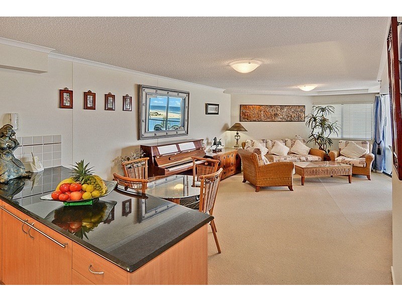 Unit 107 ‘Grand Pacific’ 38 Bulcock Beach Esplanade, Caloundra QLD 4551