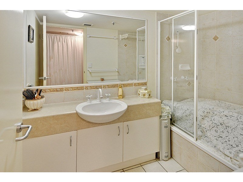 Unit 107 ‘Grand Pacific’ 38 Bulcock Beach Esplanade, Caloundra QLD 4551