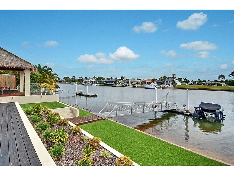 16 Pamphlet Place, Pelican Waters QLD 4551