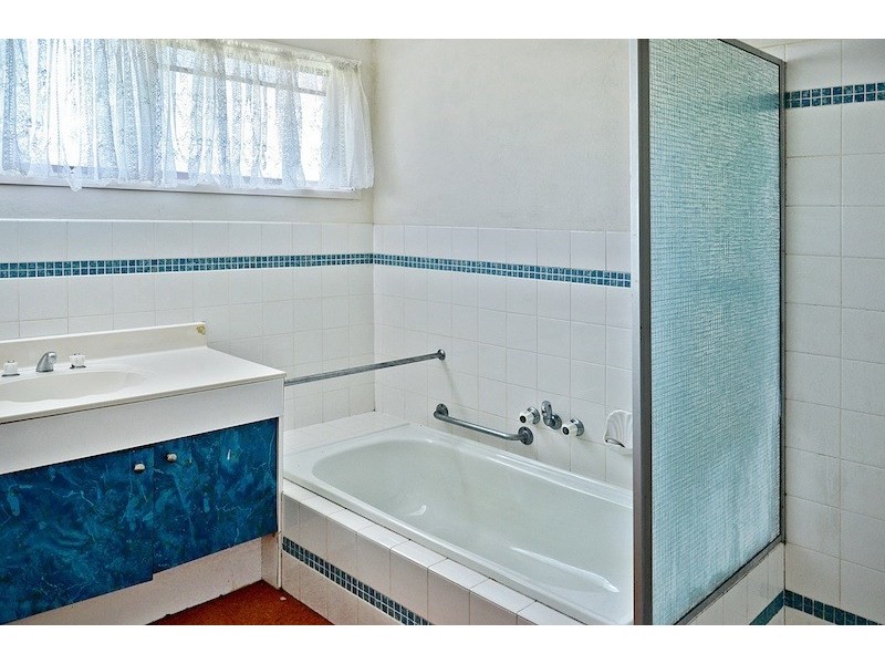 2 Jeffreys Court, Moffat Beach QLD 4551