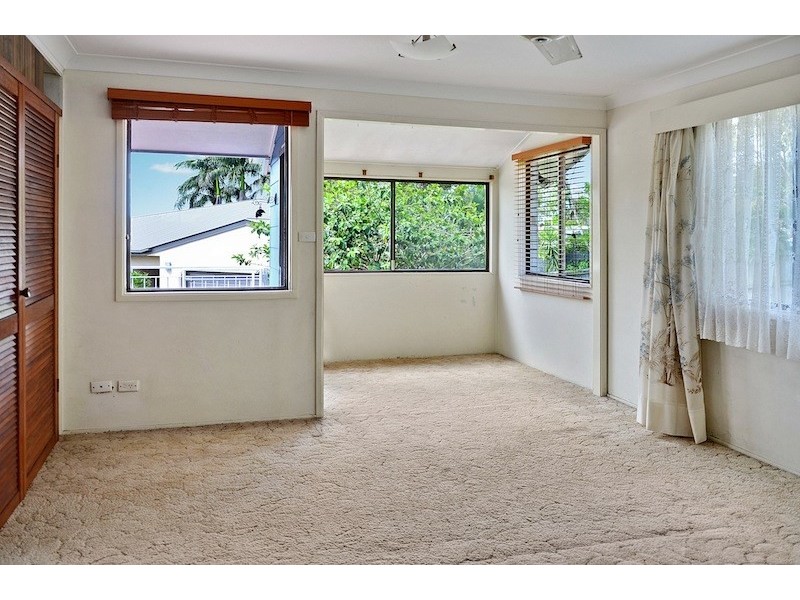 2 Jeffreys Court, Moffat Beach QLD 4551