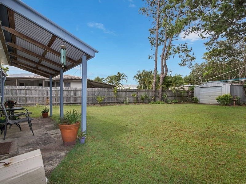 8 Blaxland Street, Golden Beach QLD 4551