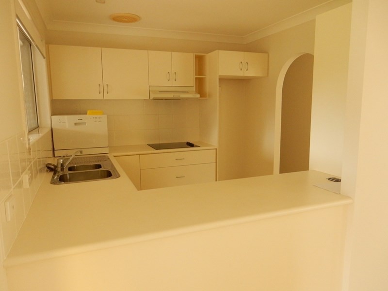 7 Cunningham Court, Golden Beach QLD 4551