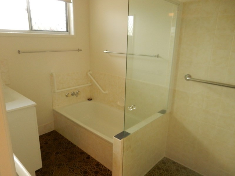 7 Cunningham Court, Golden Beach QLD 4551