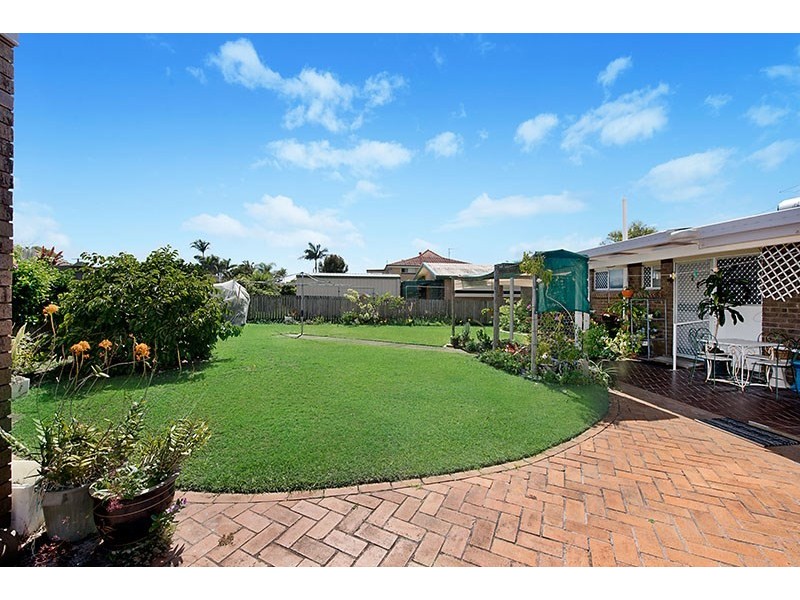 7 Cunningham Court, Golden Beach QLD 4551