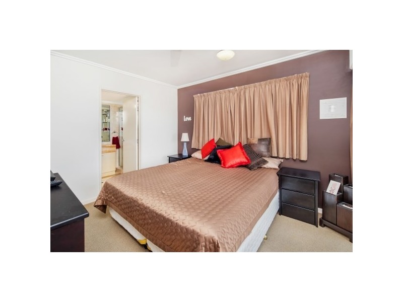 Unit 12 ‘Rolling Surf Resort’, 8 Levuka Avenue, Kings Beach QLD 4551