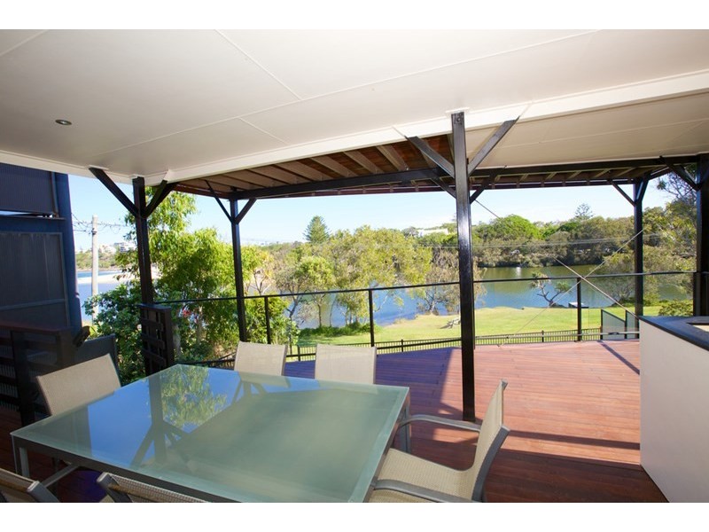 14 Cooroora Street, Dicky Beach QLD 4551