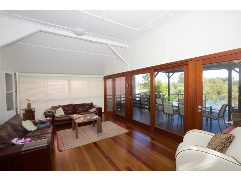14 Cooroora Street, Dicky Beach QLD 4551