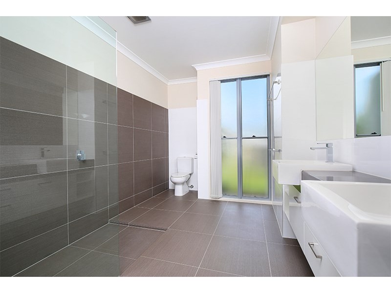 7 Creek View Place, Pelican Waters QLD 4551