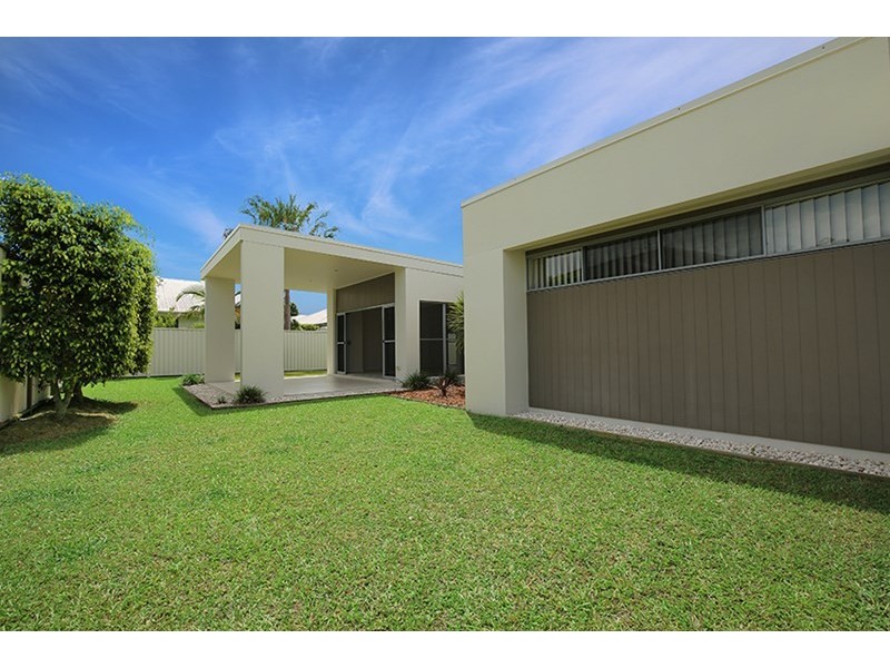 7 Creek View Place, Pelican Waters QLD 4551