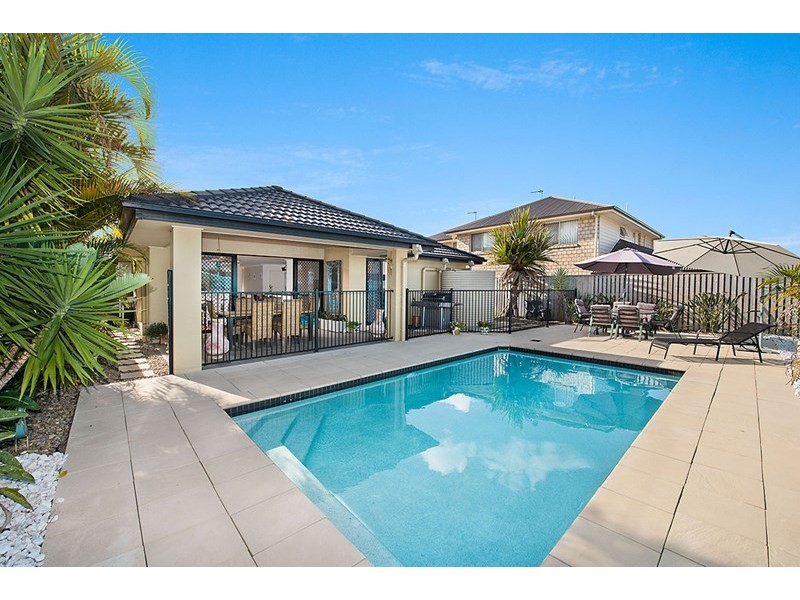 44 Liekefett Way, Little Mountain QLD 4551
