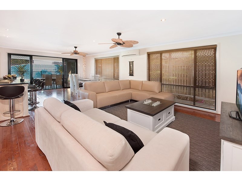 44 Liekefett Way, Little Mountain QLD 4551